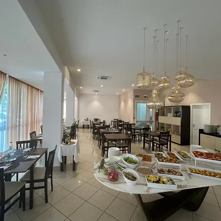 Hotel Tosi 3*