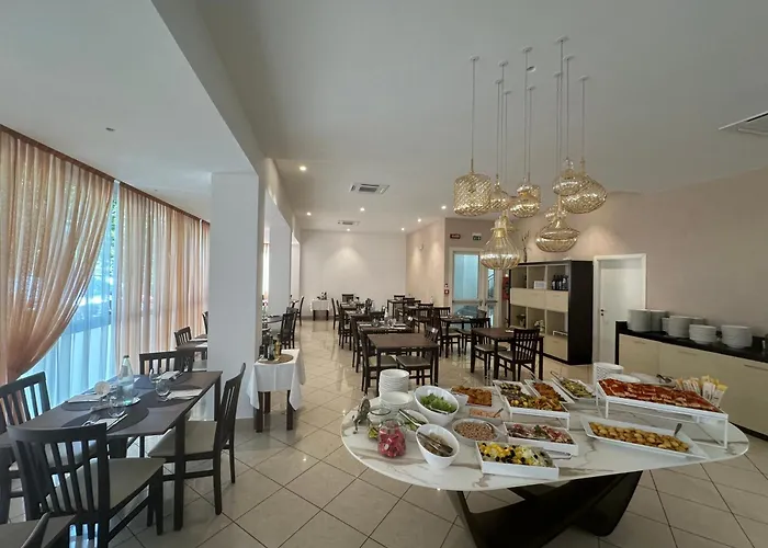 Ξενοδοχείο Tosi 3*